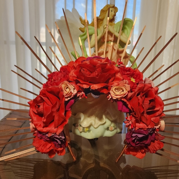 Day of The Dead Floral Tall Crown - Picture 3 of 7